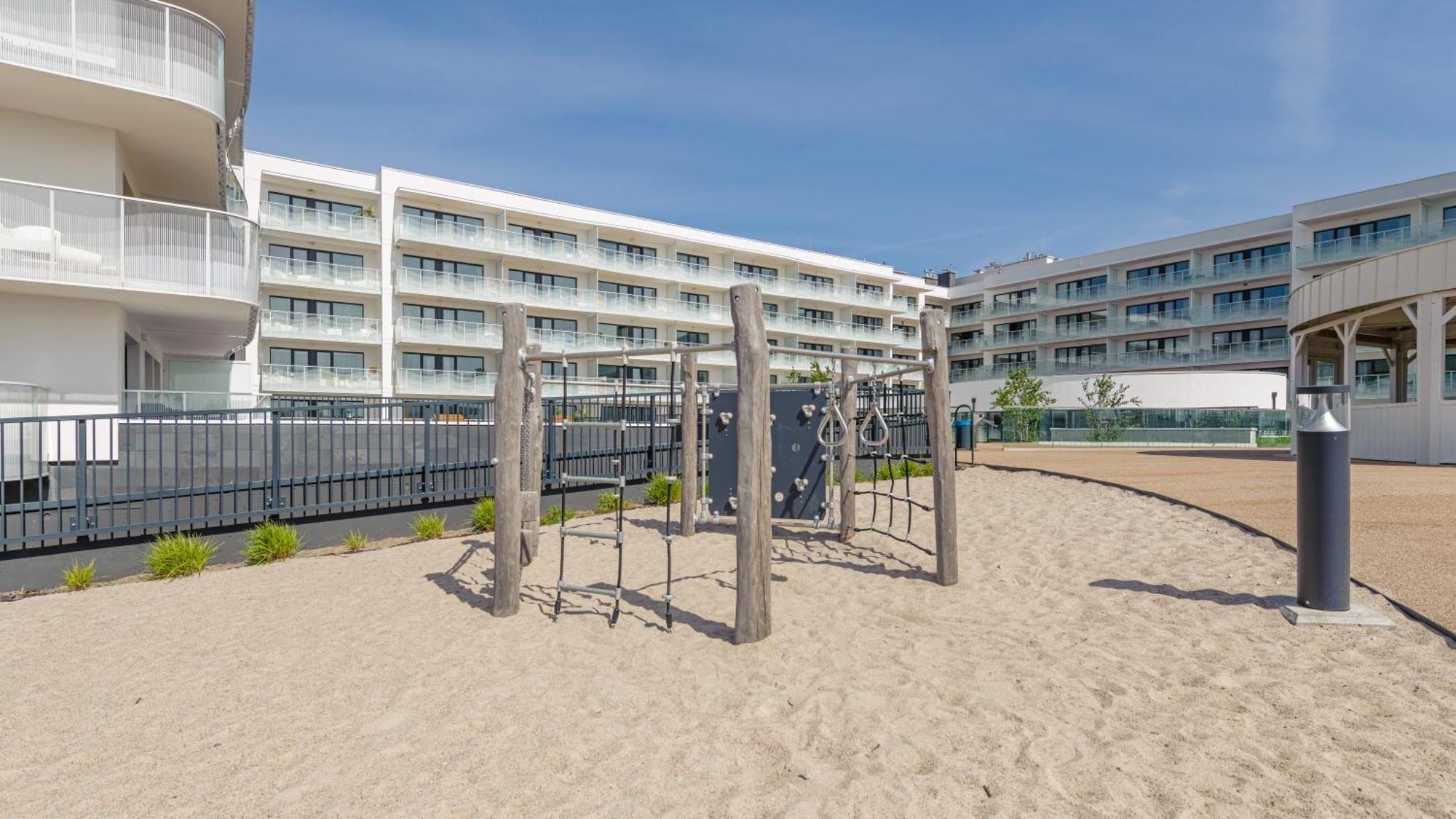 Apartamenty Z Basenem-Polanki Aqua - Holiday City كولوبرزيغ المظهر الخارجي الصورة